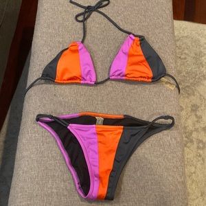 Tri color VS bathing suit